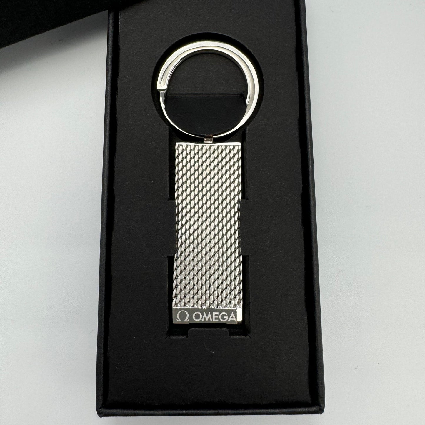 Omega James Bond 007 Milanese Key Ring