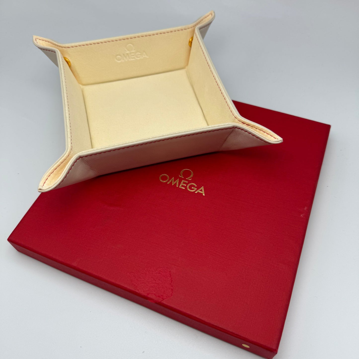 Omega Foldable Leather Watch Tray