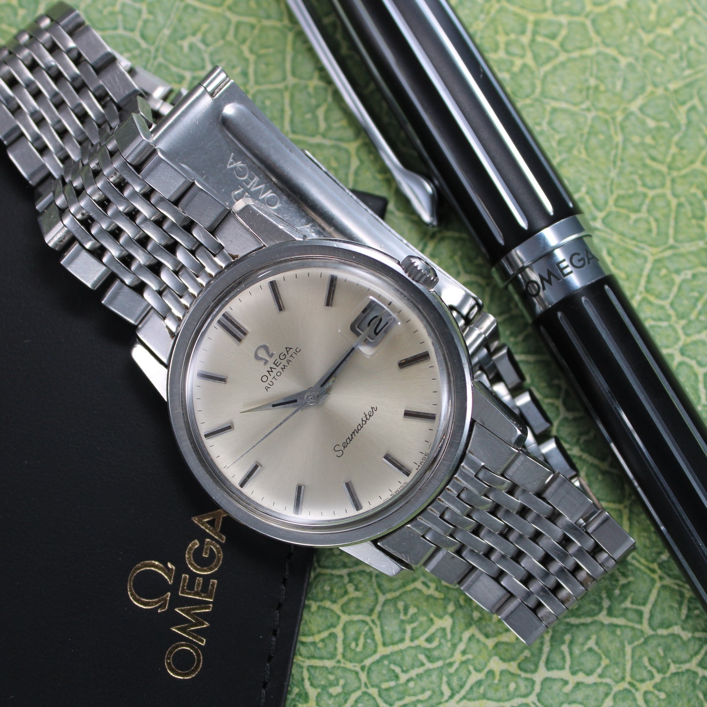 Omega Seamaster Automatic Date 1969
