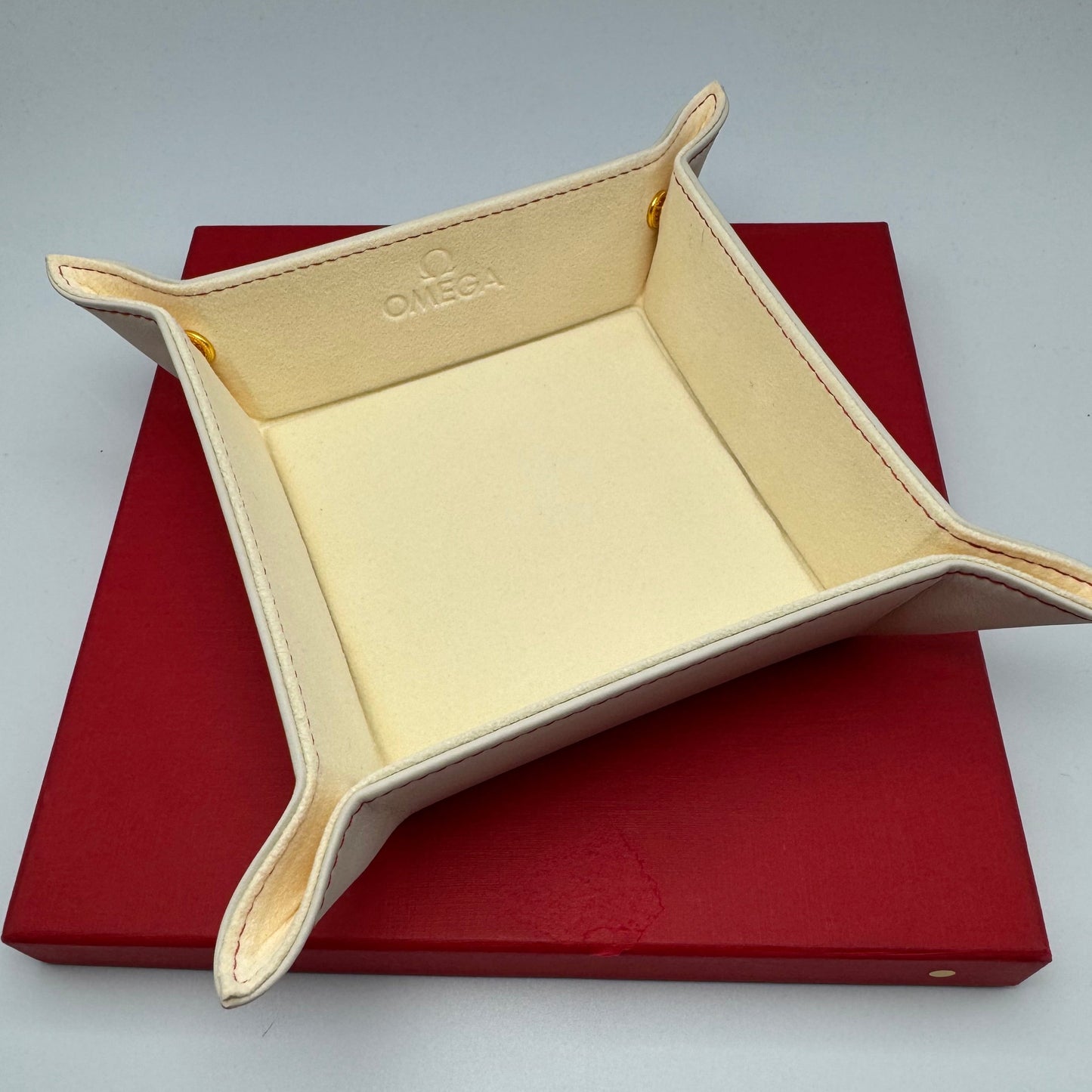 Omega Foldable Leather Watch Tray
