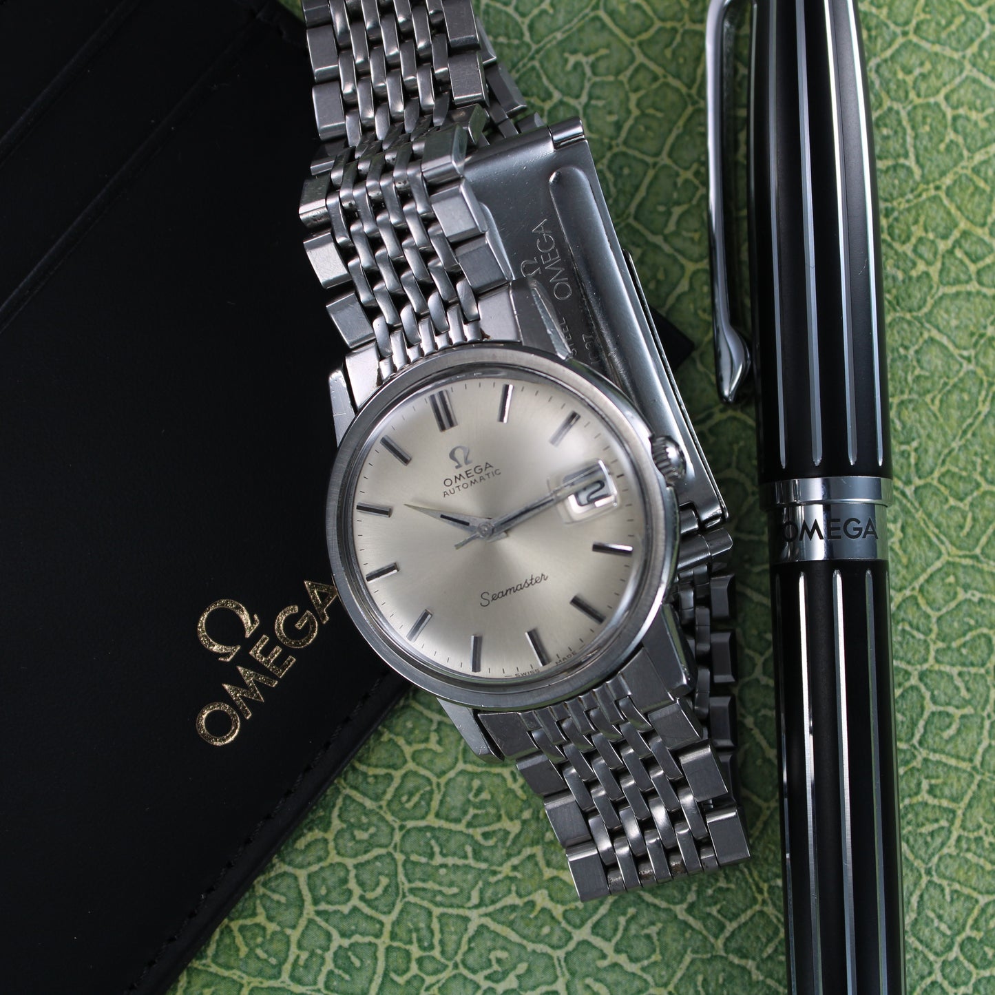 Omega Seamaster Automatic Date 1969