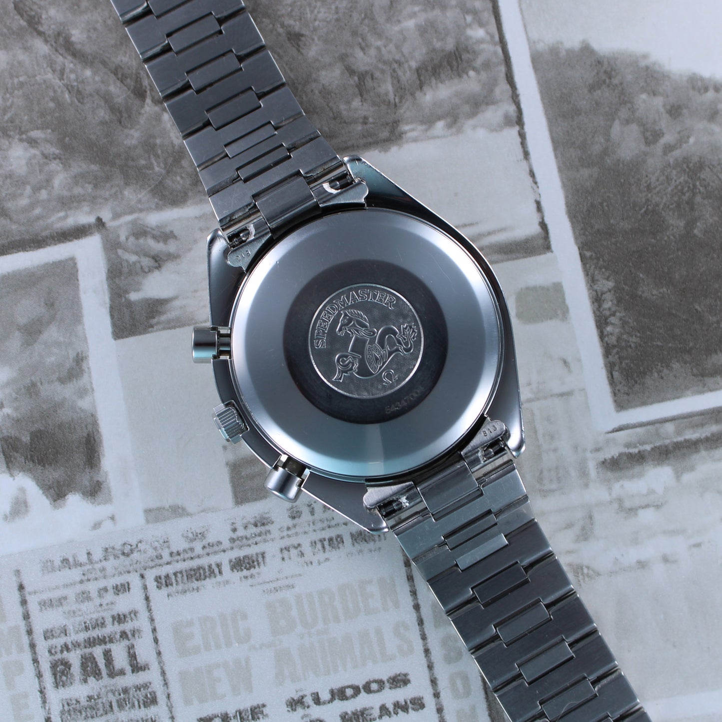 Omega Speedmaster Reverse Panda Chronograph 3511.50 1994